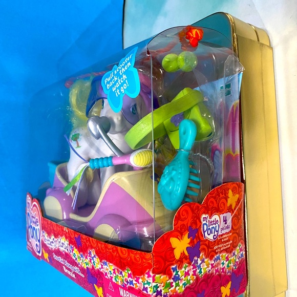 MY LITTLE PONY G3 NWT VTG 2004 BUTTERFLY ISLAND SCOOTIN ALONG WITH BREEZIE NEW - Picture 8 of 16